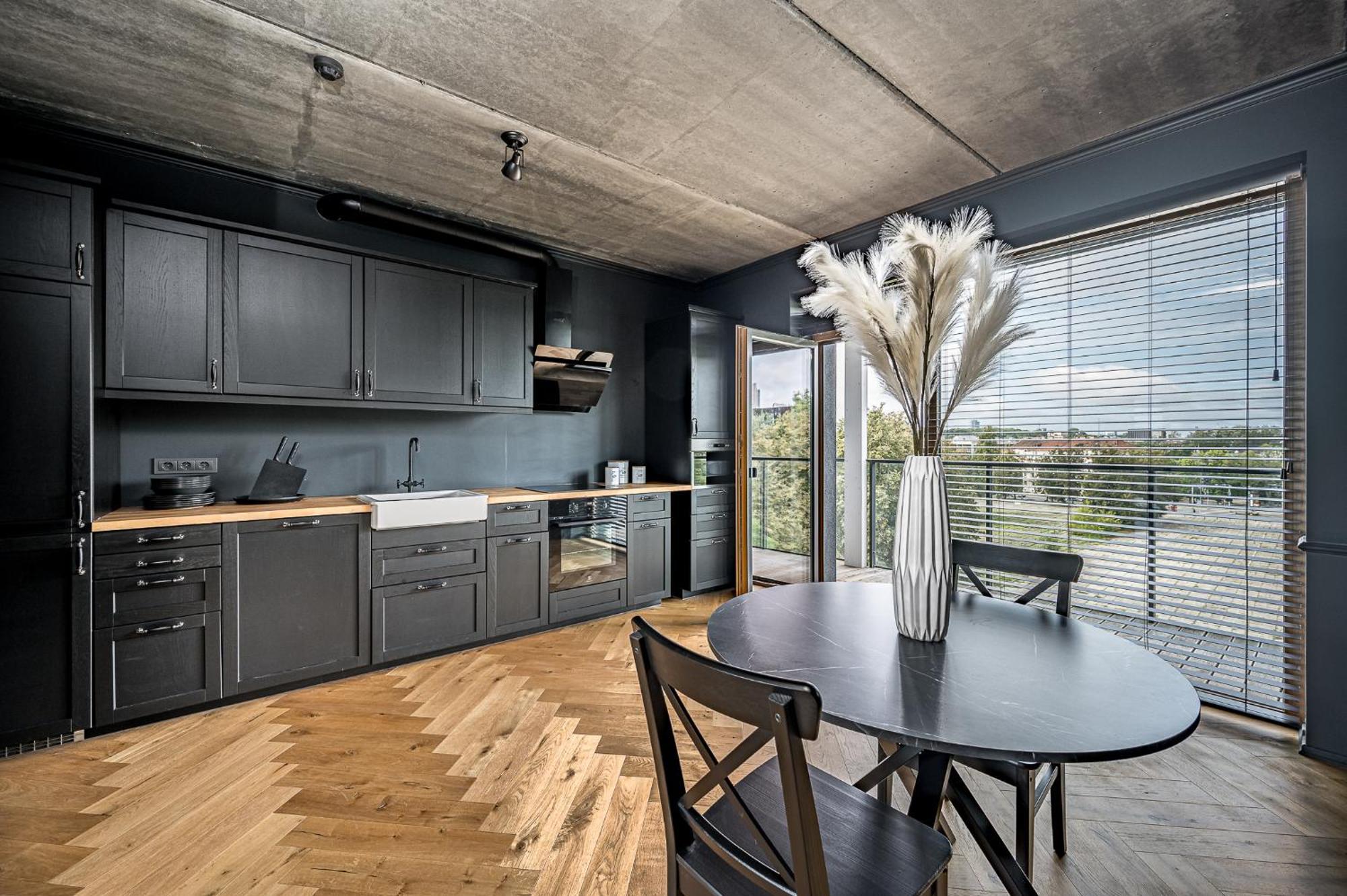 Apartment Center Panoramic Penthouse With Rooftop Terrace - Self Check-in